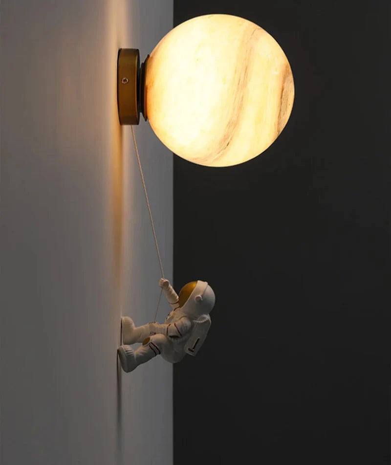 Man in the Moon Creative Wall Lamp