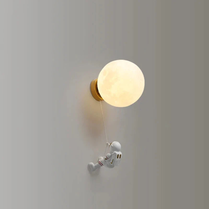 Man in the Moon Creative Wall Lamp
