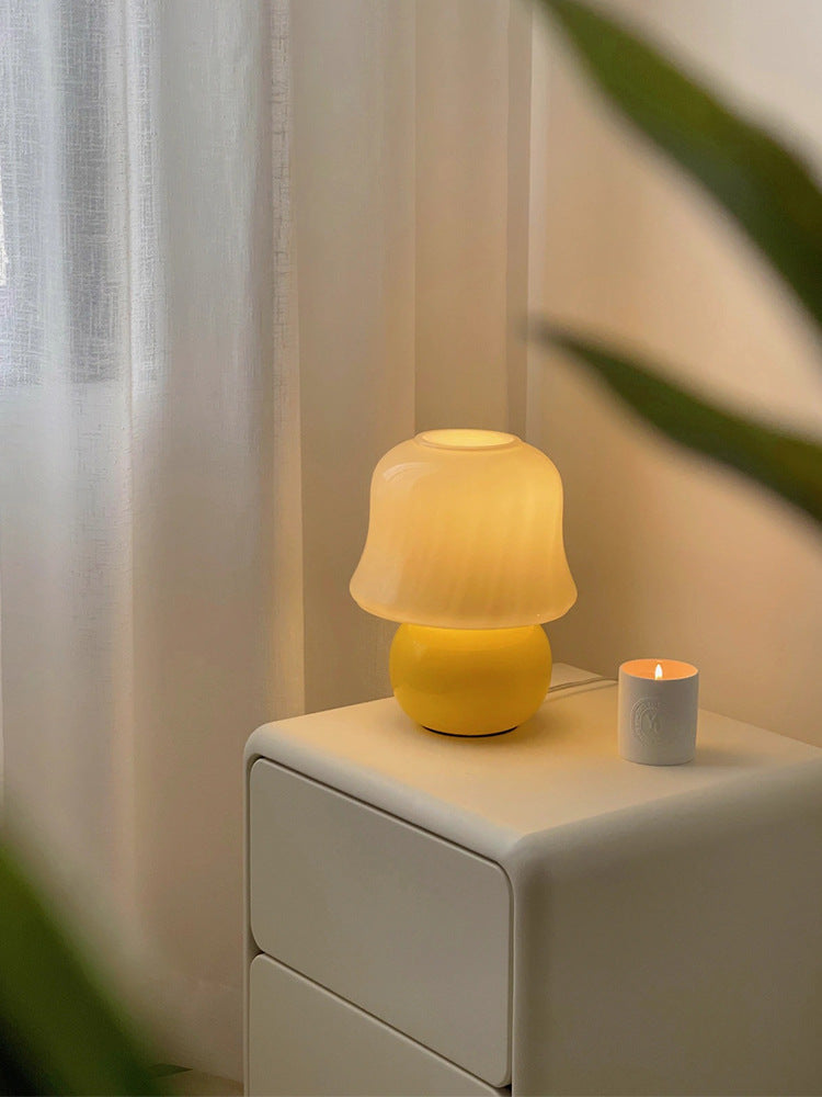TinTin Mushroom Vintage Glass Table Lamp
