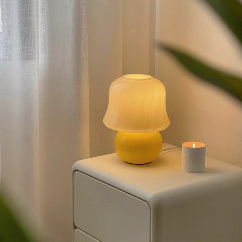 TinTin Mushroom Vintage Glass Table Lamp