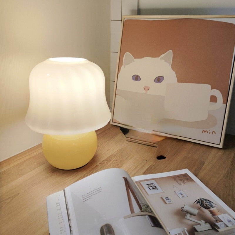 TinTin Mushroom Vintage Glass Table Lamp