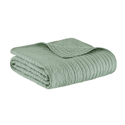 Tuscany Oversized Quilted Throw with Scalloped Edges