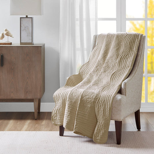 Tuscany Oversized Quilted Throw with Scalloped Edges
