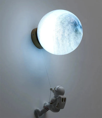 Man in the Moon Creative Wall Lamp
