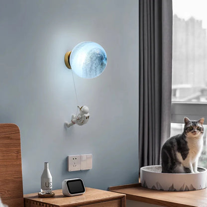 Man in the Moon Creative Wall Lamp
