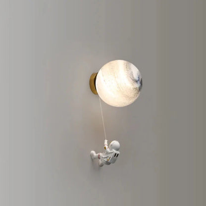 Man in the Moon Creative Wall Lamp