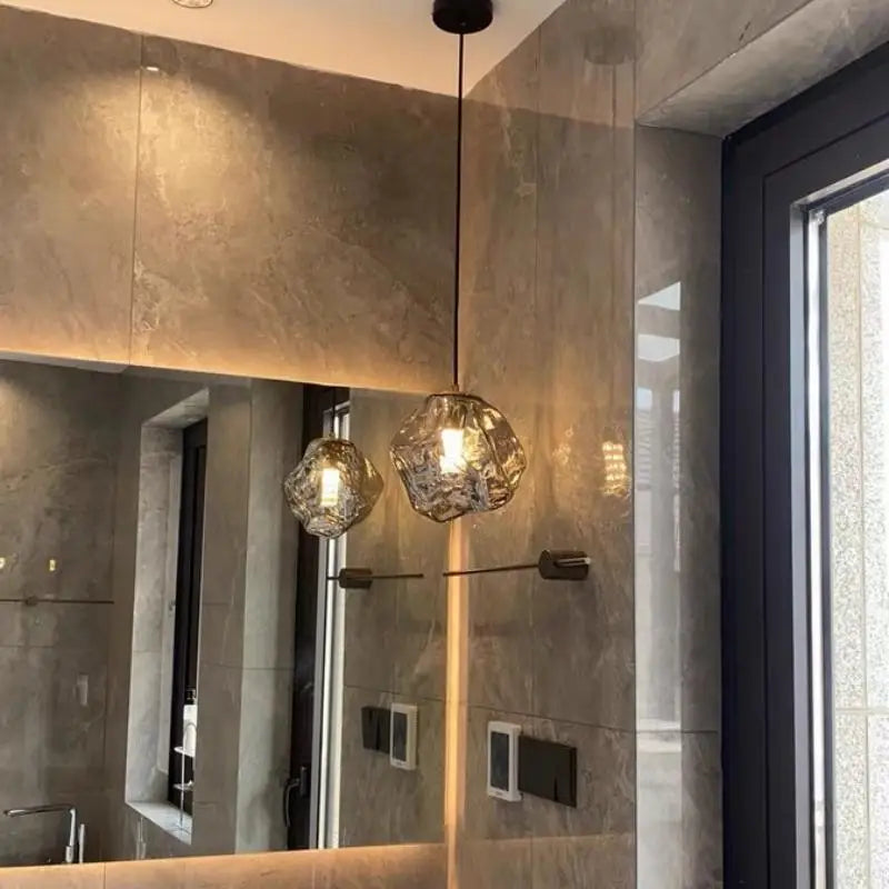 Molten Glow Pendant Light