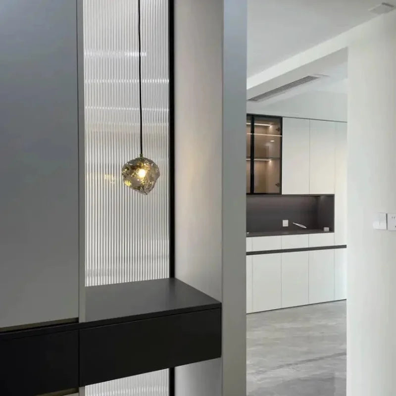 Molten Glow Pendant Light