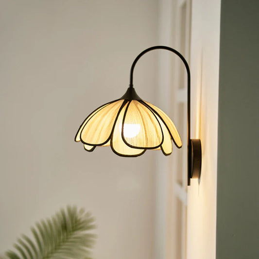 Petal Bloom Wall Lamp