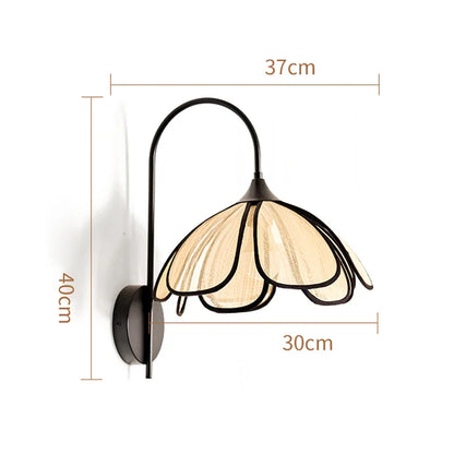 Petal Bloom Wall Lamp