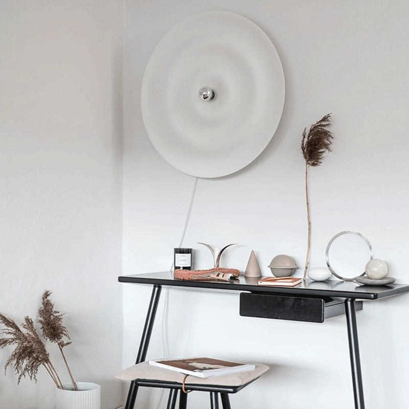 Sound Wave Minimalist Wall Lamp