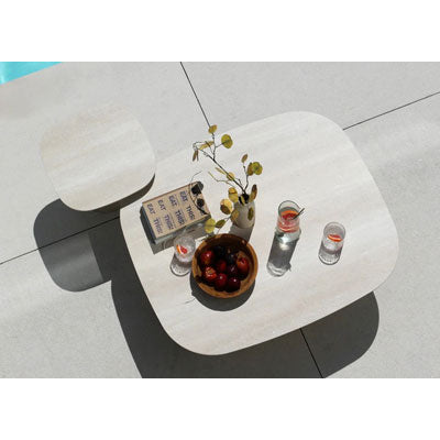 Table basse SunWeave Wave 100 cm (plateau en pierre frittée)