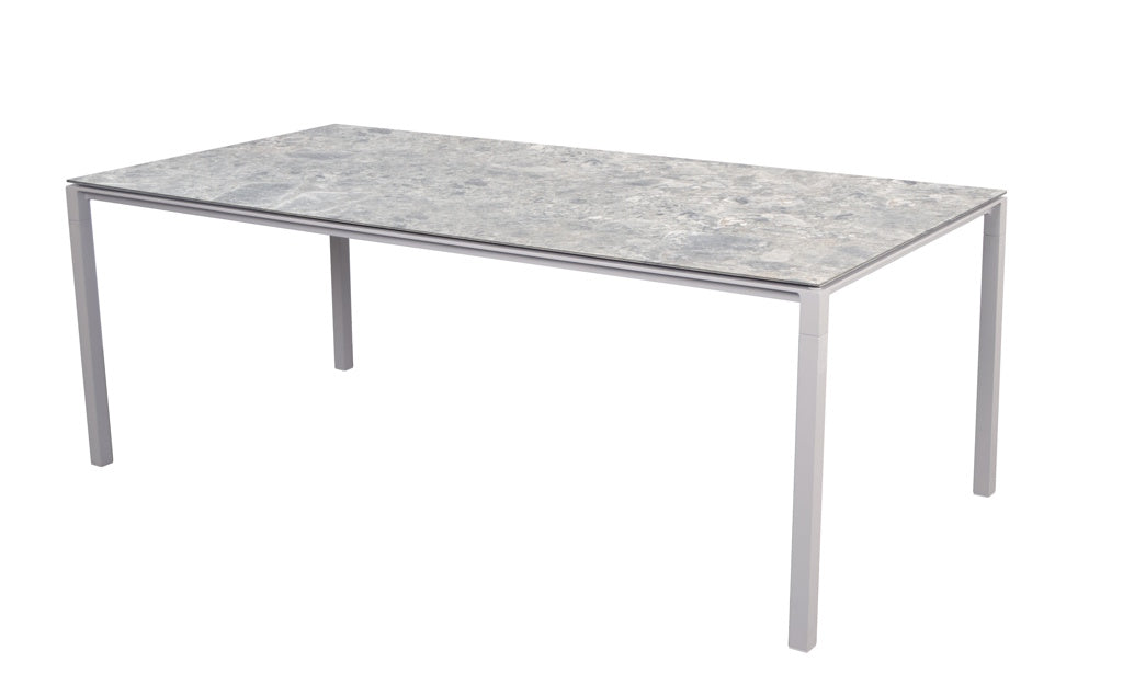 Table Cane-Line Pure 200 cm avec plateau en céramique